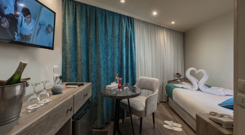 4 tägige Nilkreuzfahrt von Assuan nach Luxor mit Royal Elite Cruise